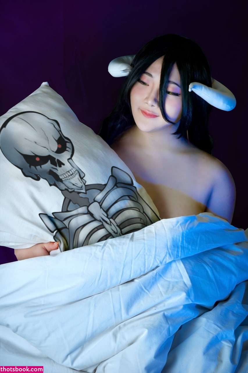 Indonesian Cosplayer Photo #318