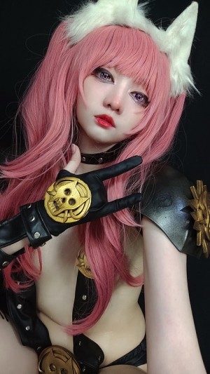 Evil Overlord Gabo Photo #165