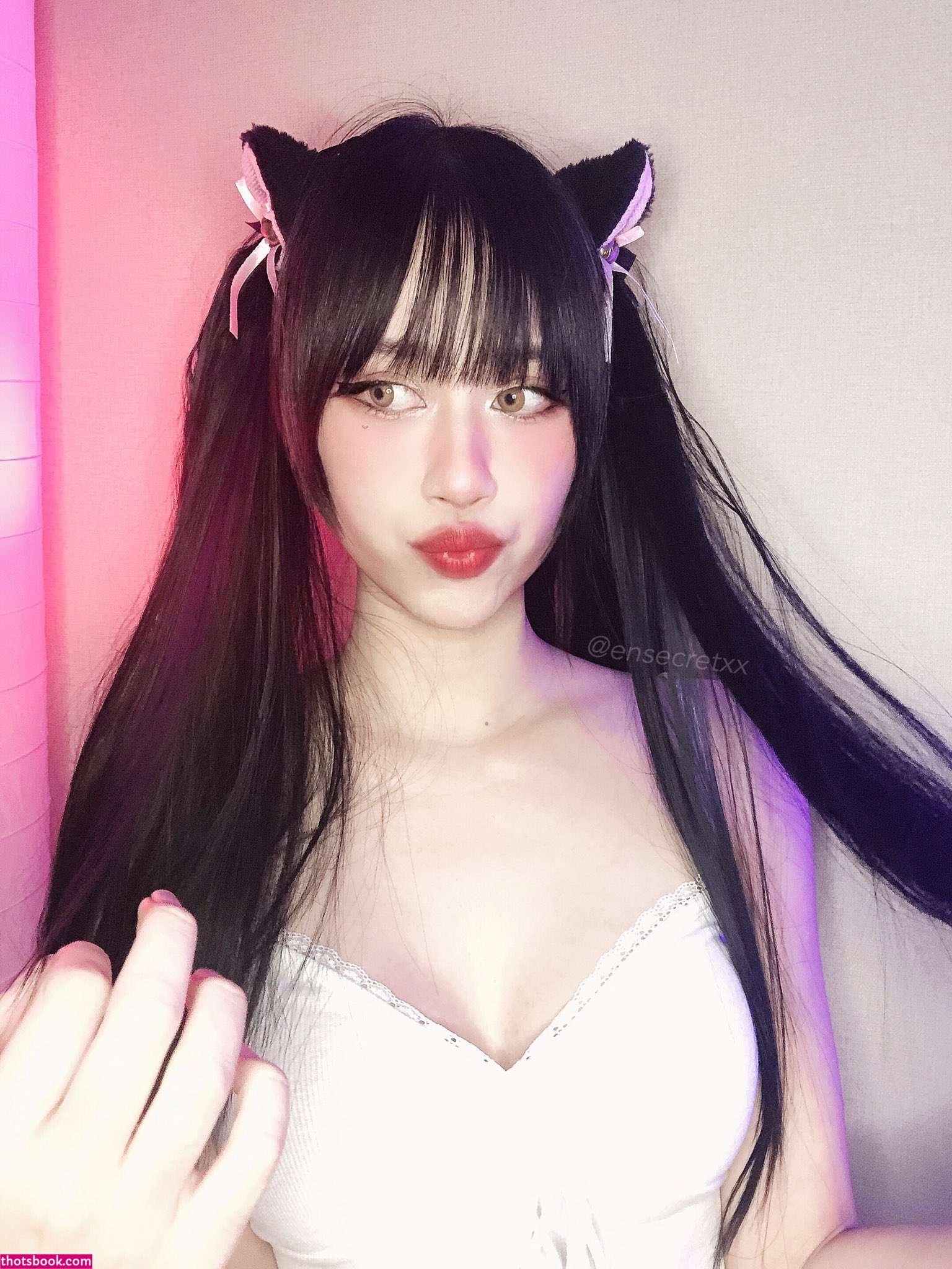 Earnieshime Photo #26