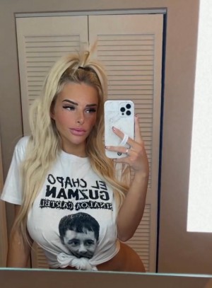 Emily Primrose Photo #33