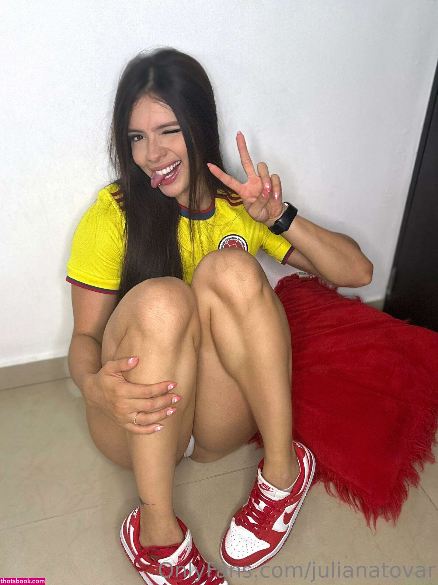 Juliana Tovar Photo #9