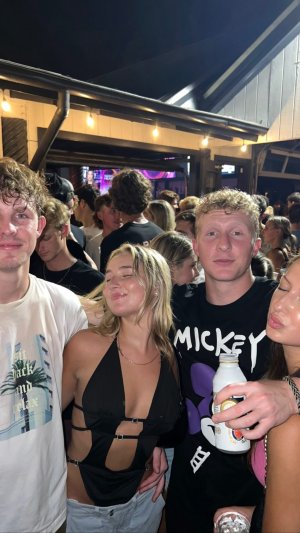 Alexa Meyer Photo #15