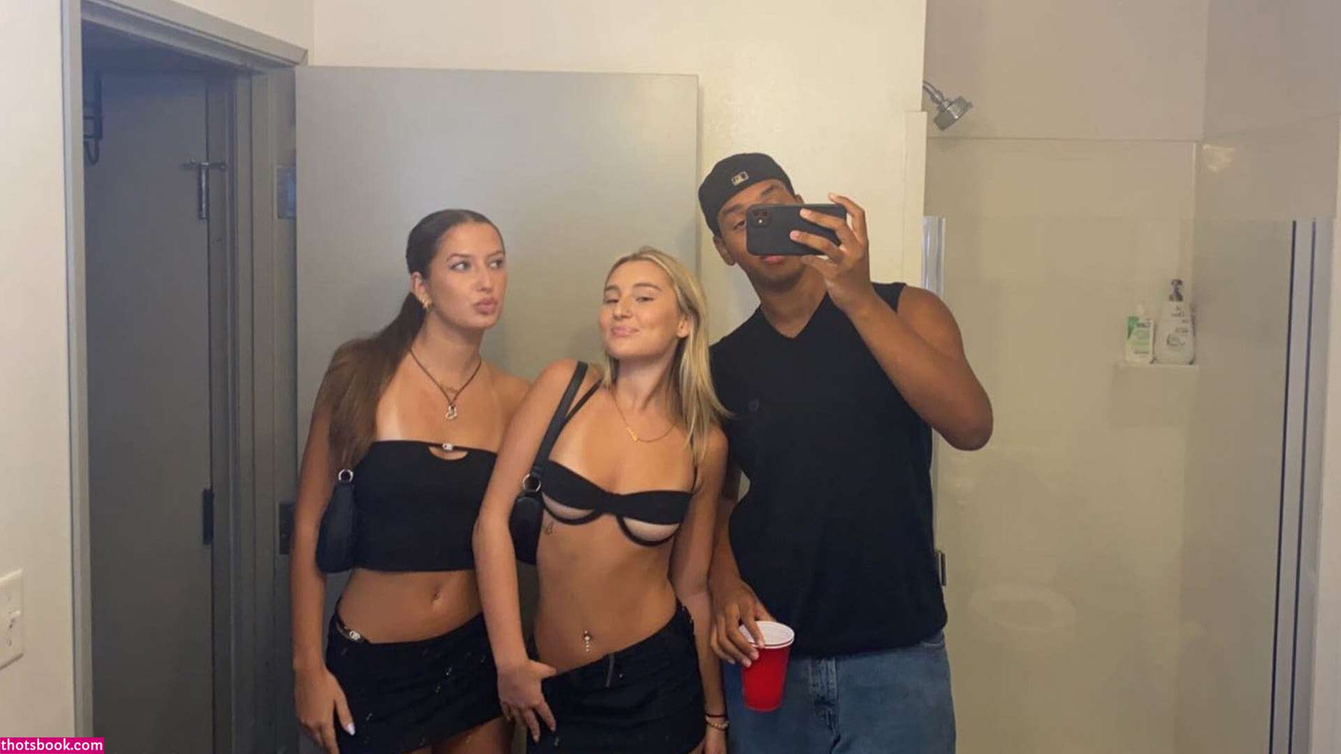 Alexa Meyer Photo #22