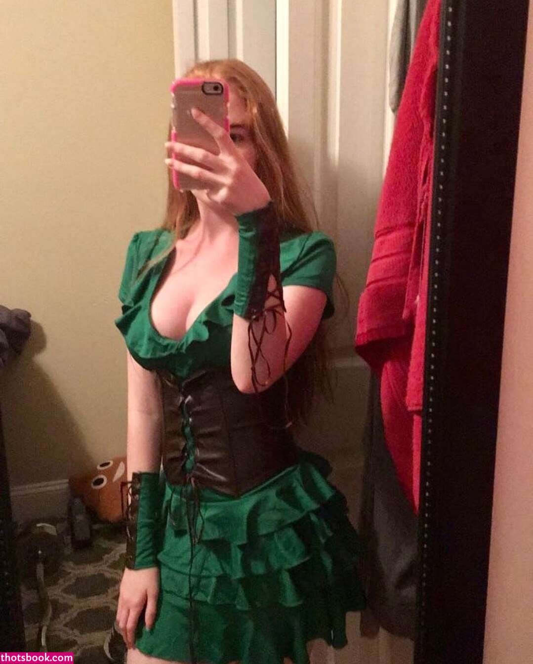 Iksnirub Twins Photo #4