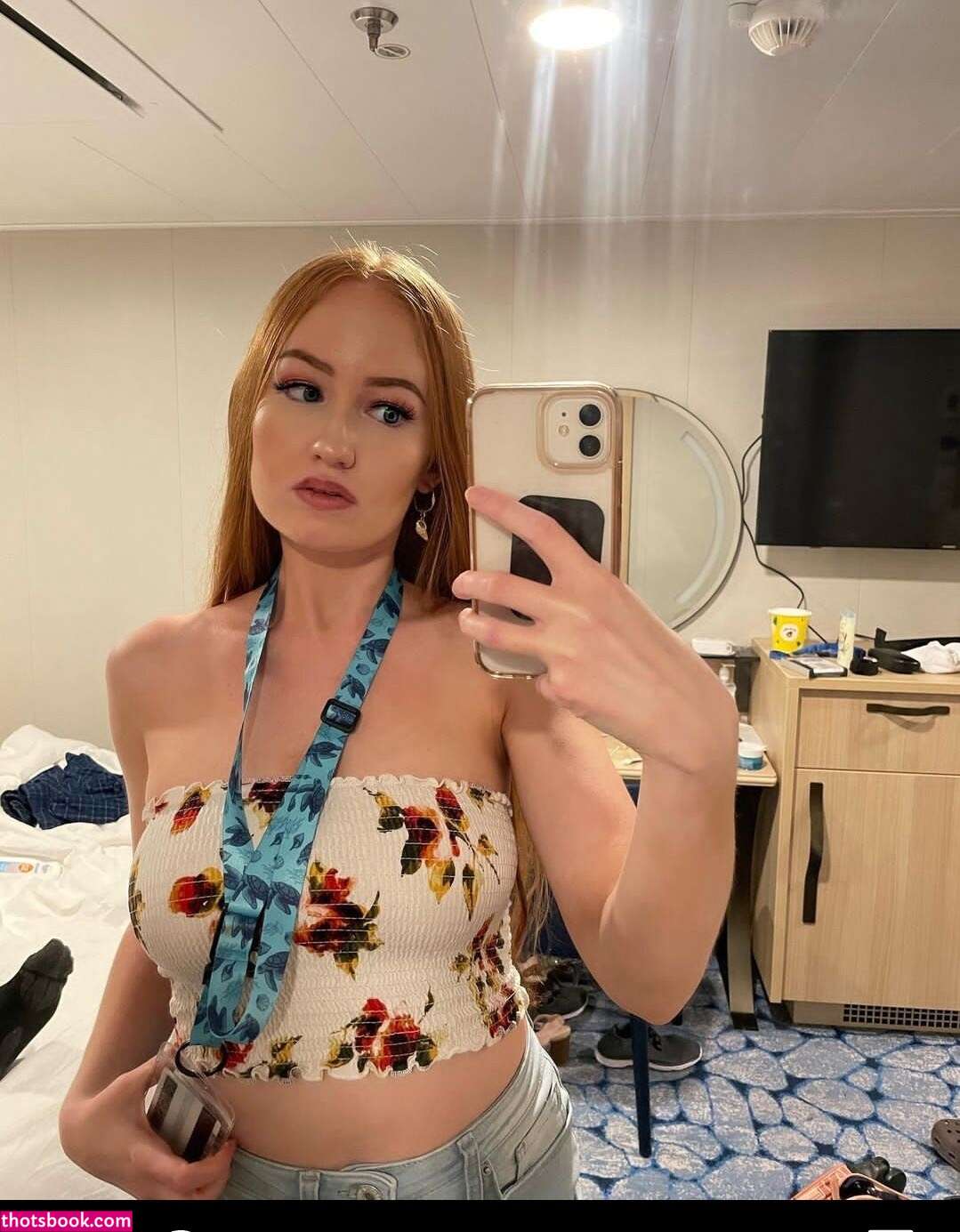 Iksnirub Twins Photo #18