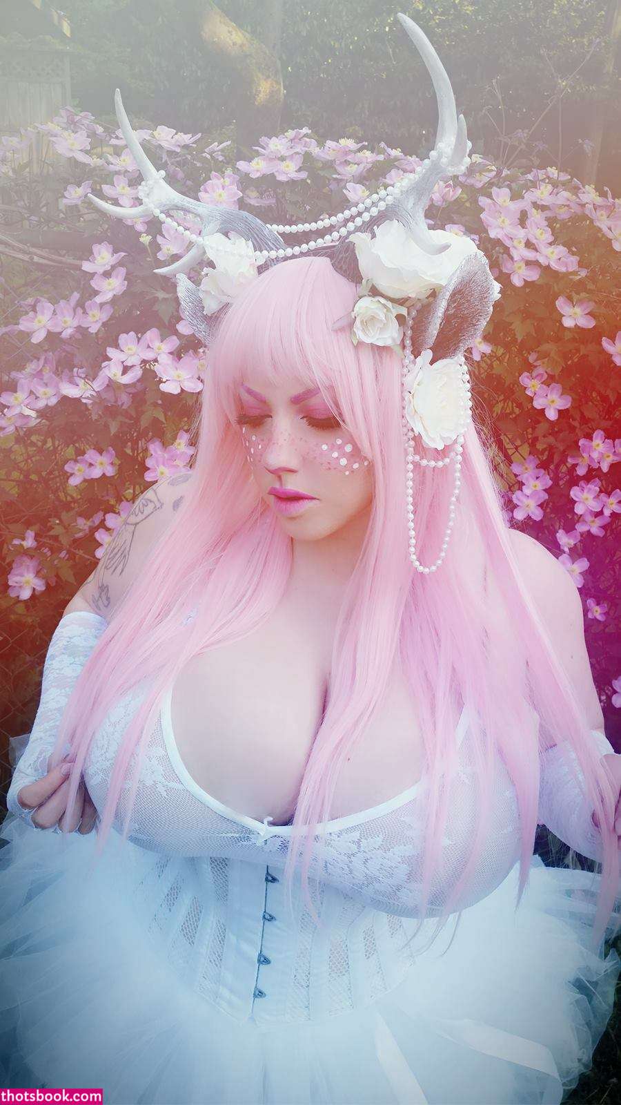 Suspiragrey Photo #13