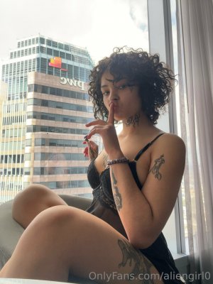 Aliengirl0 Photo #38