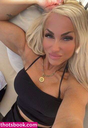 Nina Ekstrand Photo #5