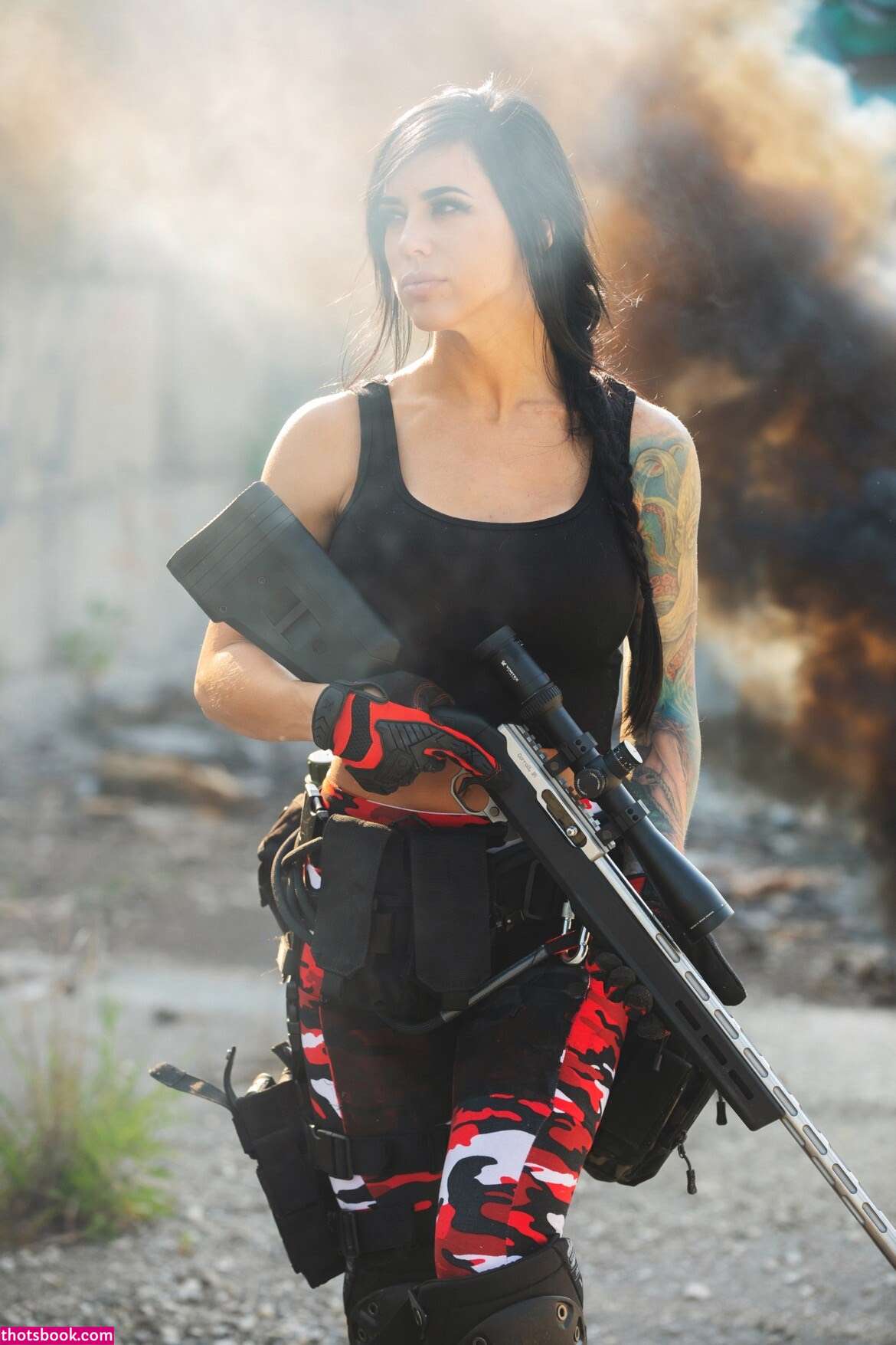 Alex Zedra Photo #16