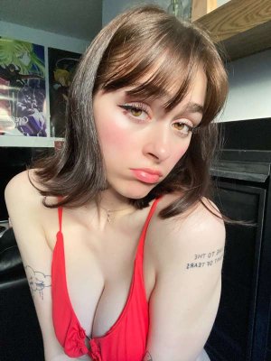 Awholelottazozo Photo #30