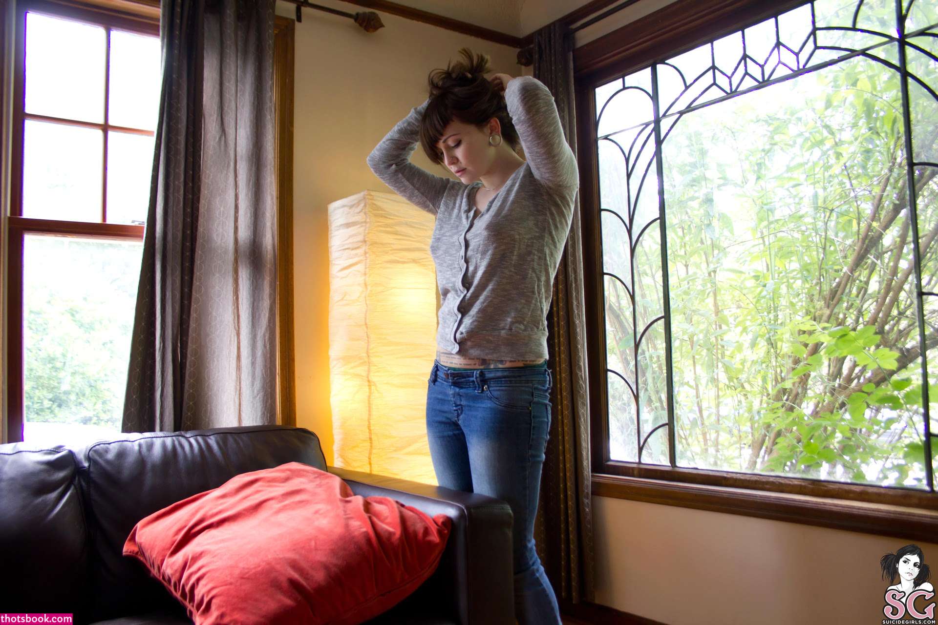 Elle Stranger Photo #33