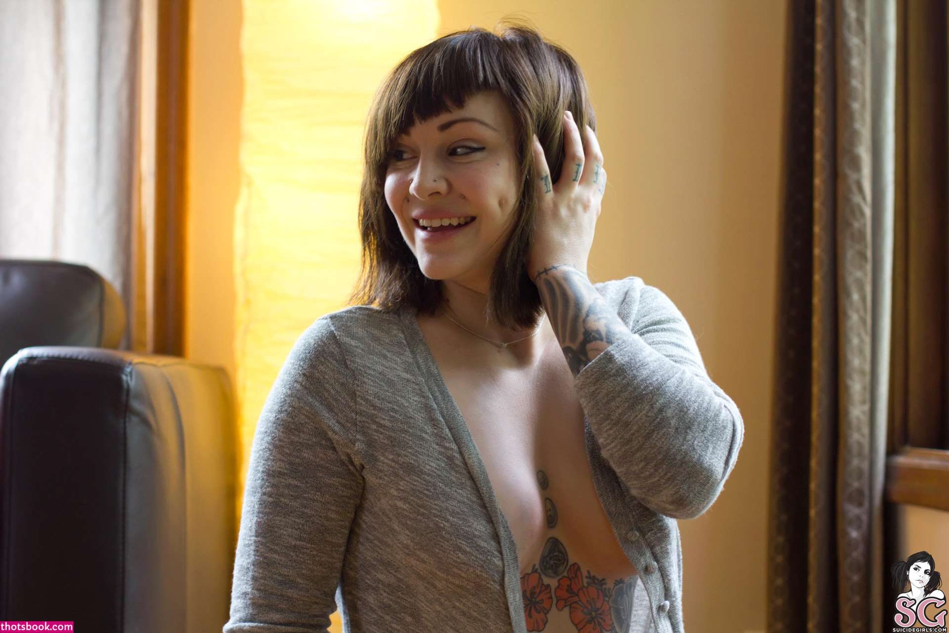 Elle Stranger Photo #52