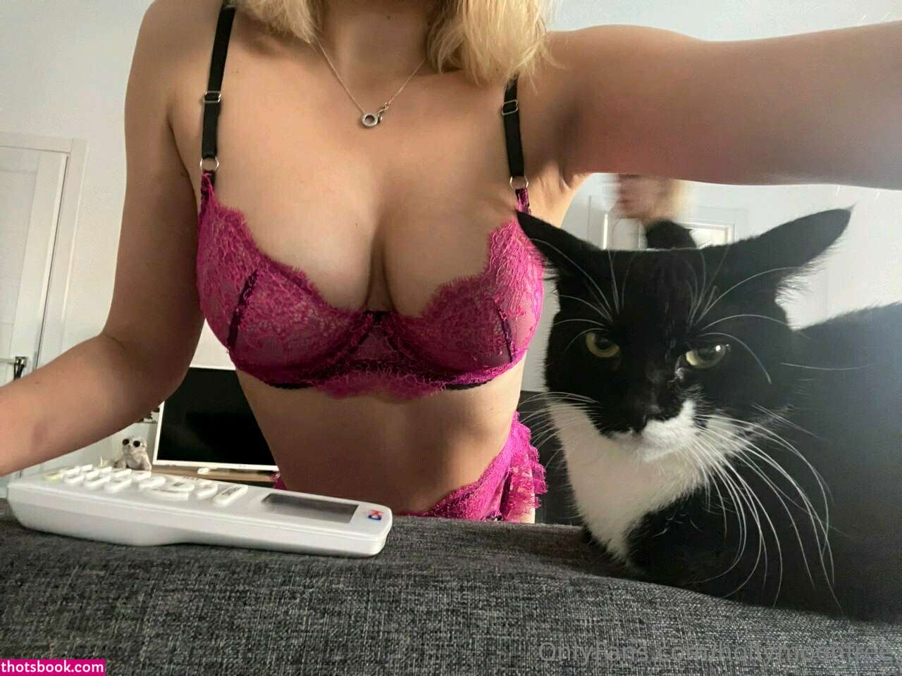 Holly Moon Photo #18