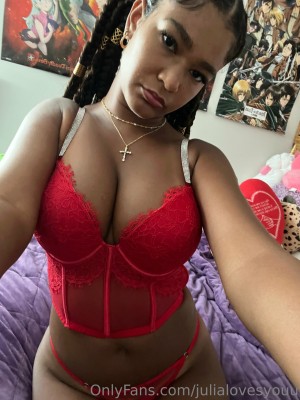 juliaalovesyou Photo #40