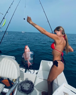 Victoriab26 Photo #24