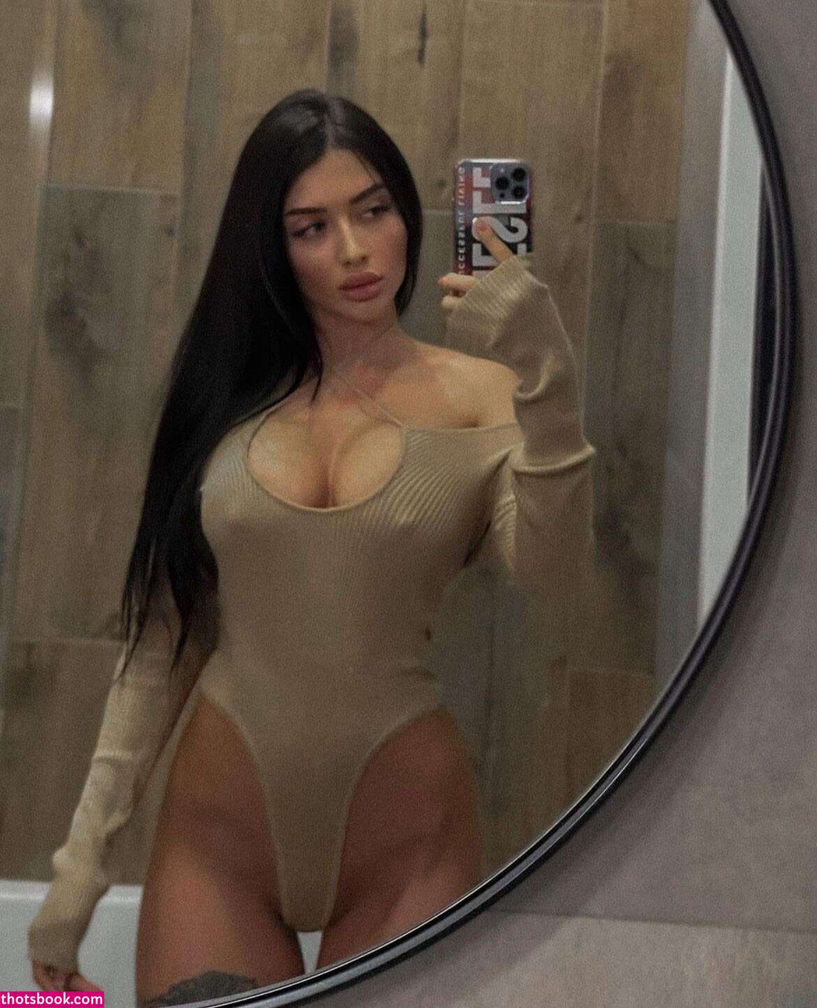 Viktoria Gnetko Photo #1