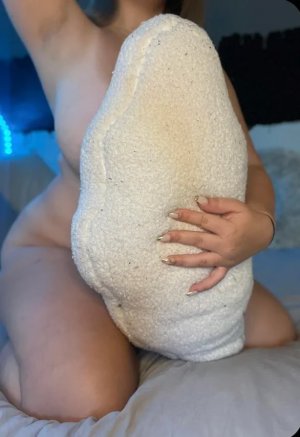 Emilylittless Photo #16