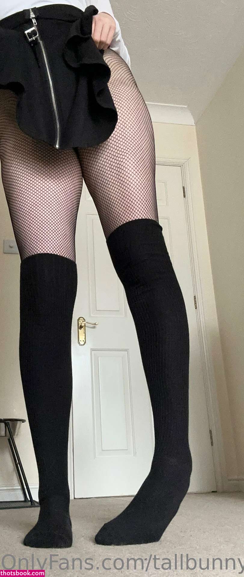 Tallbunnyy Photo #21
