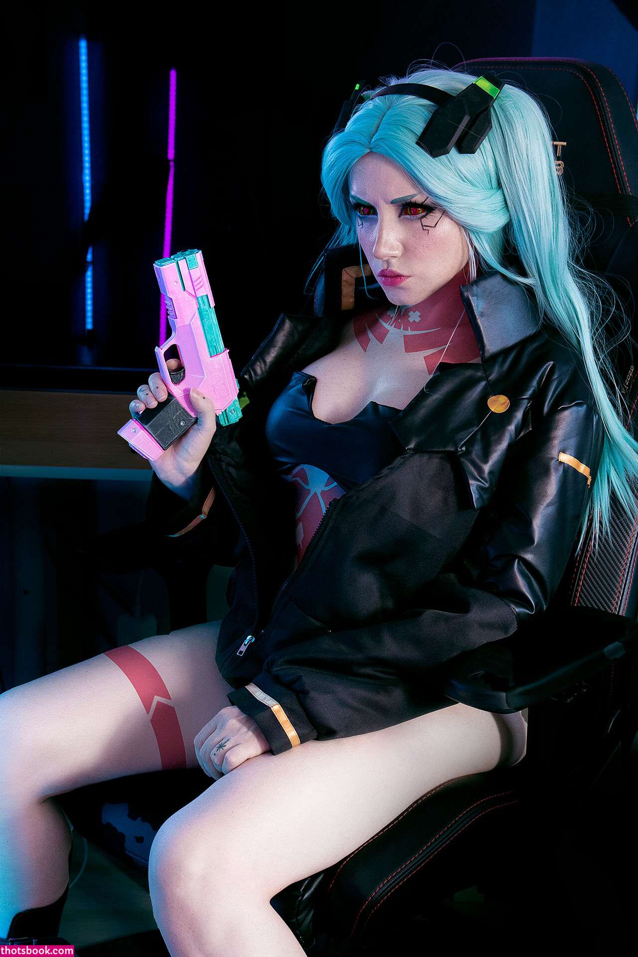 Ezy Summers Photo #10