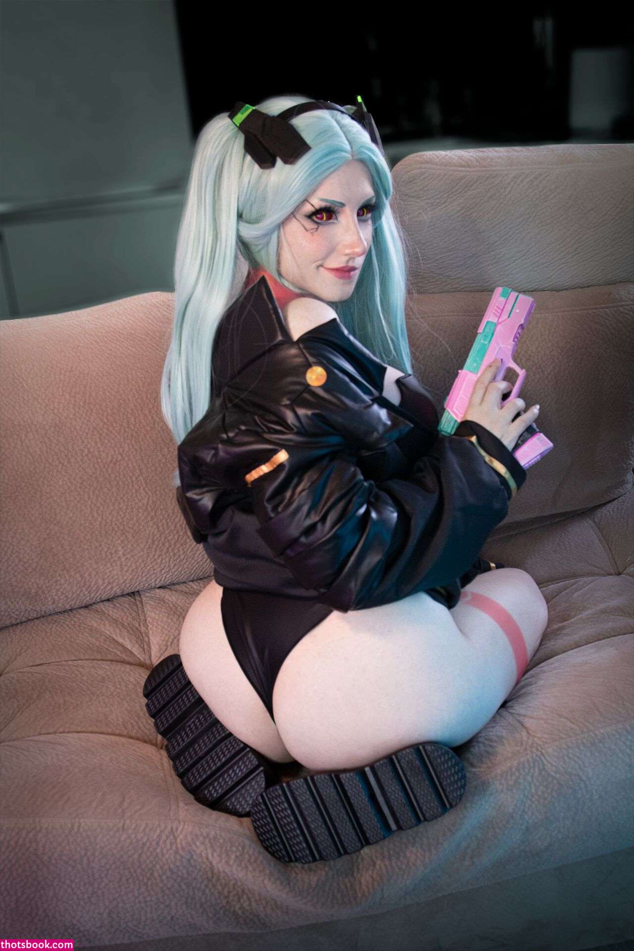 Ezy Summers Photo #12