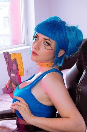 Ezy Summers Photo #99