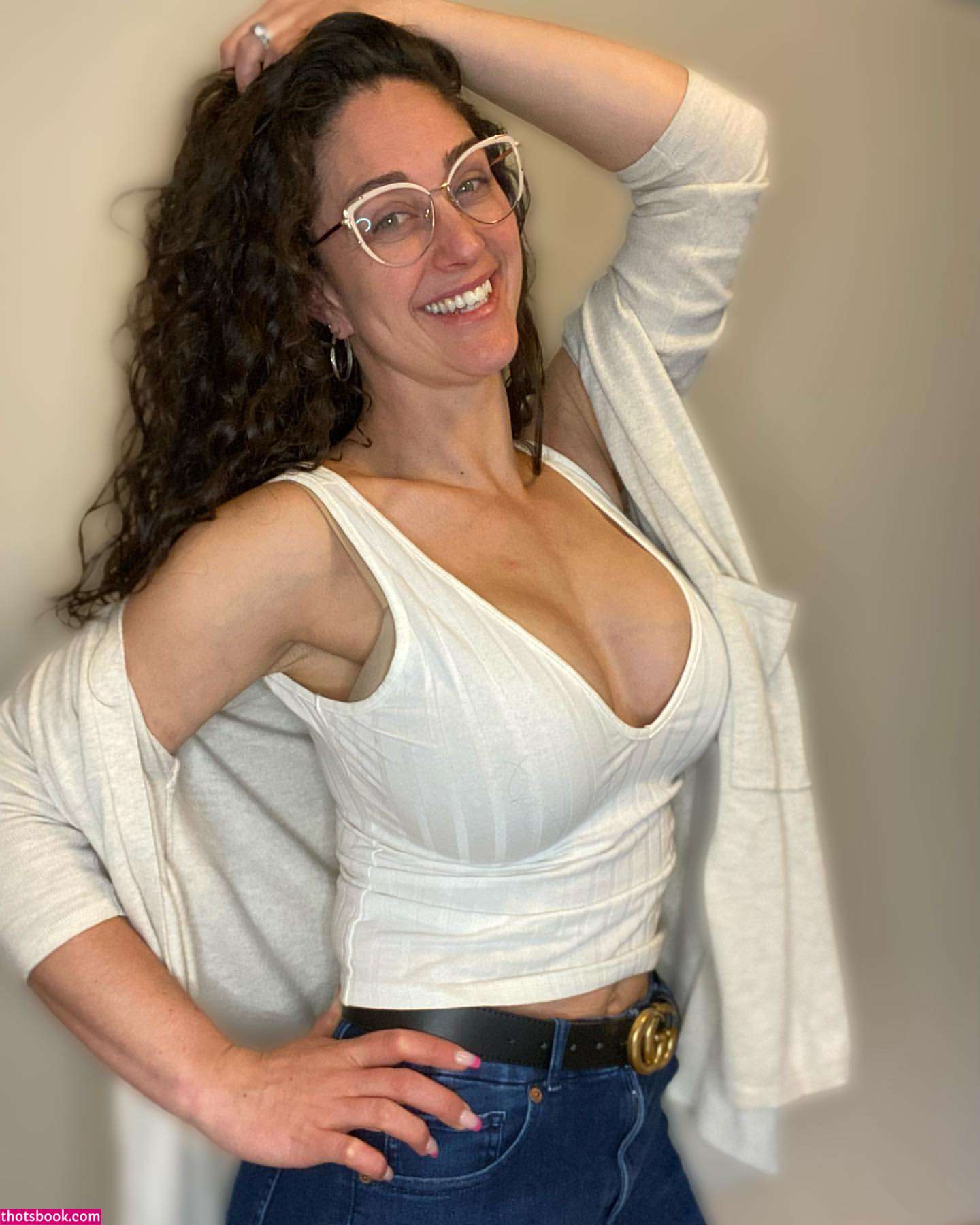 Renee Leigh Photo #7