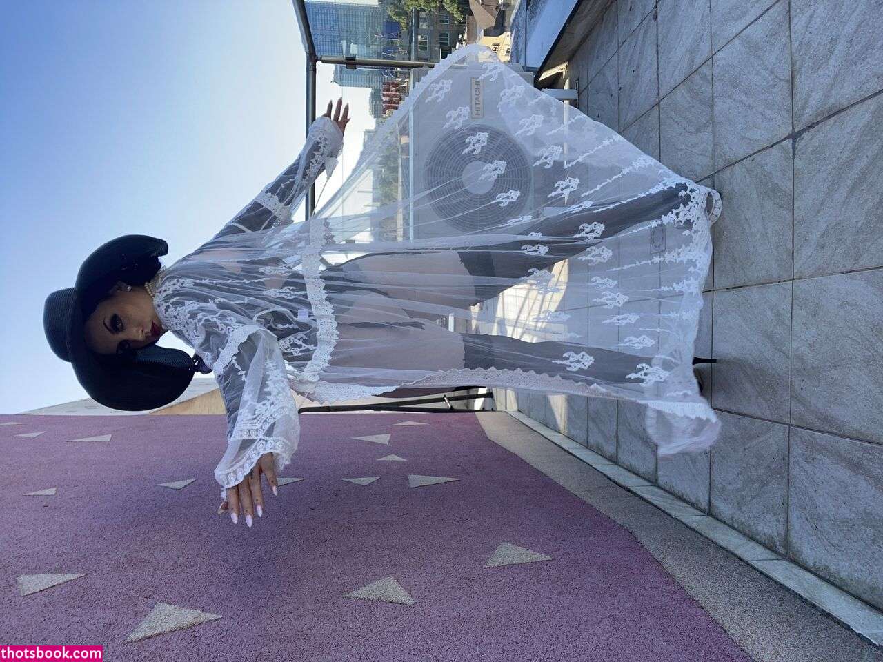 Ezy Summers Photo #186