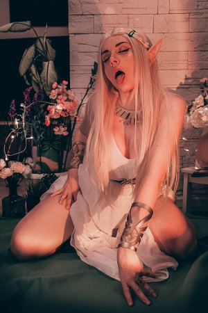 Ezy Summers Photo #222