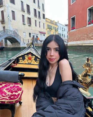 Mariana Grimaldi Photo #125