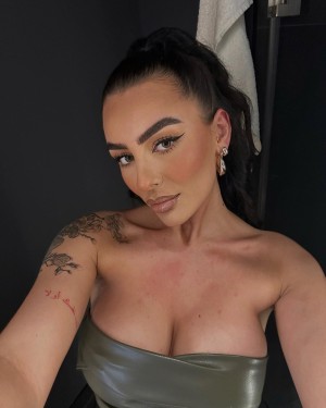 Danielle Tilly Wright Photo #20