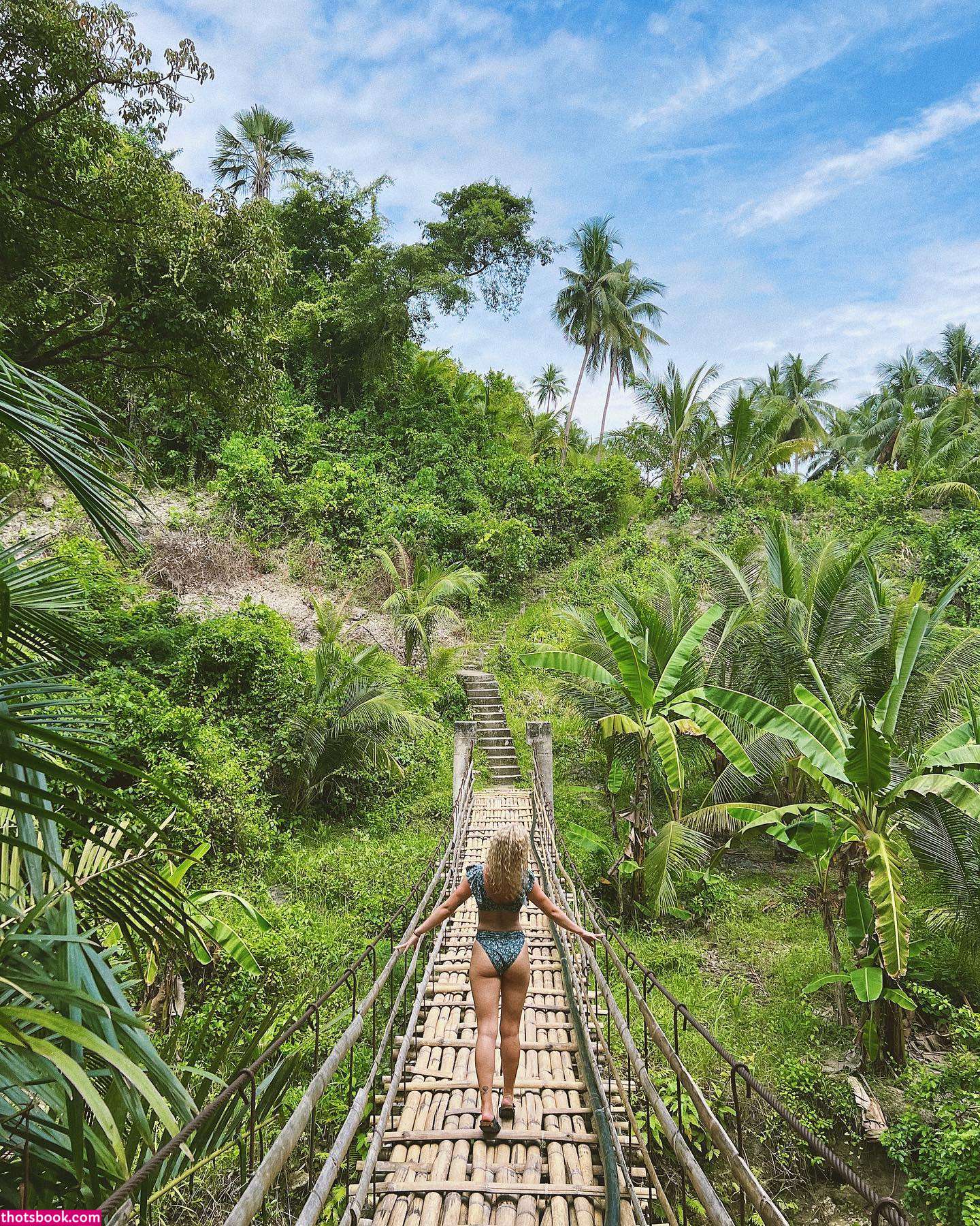 Mimichaela Lintrup Photo #26