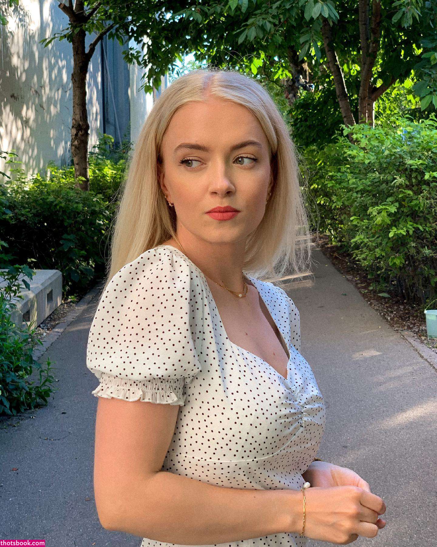 Mimichaela Lintrup Photo #38