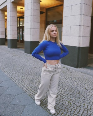 Mimichaela Lintrup Photo #25