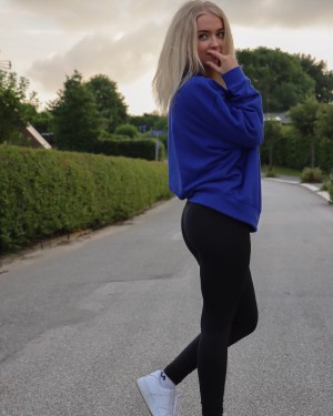 Mimichaela Lintrup Photo #77