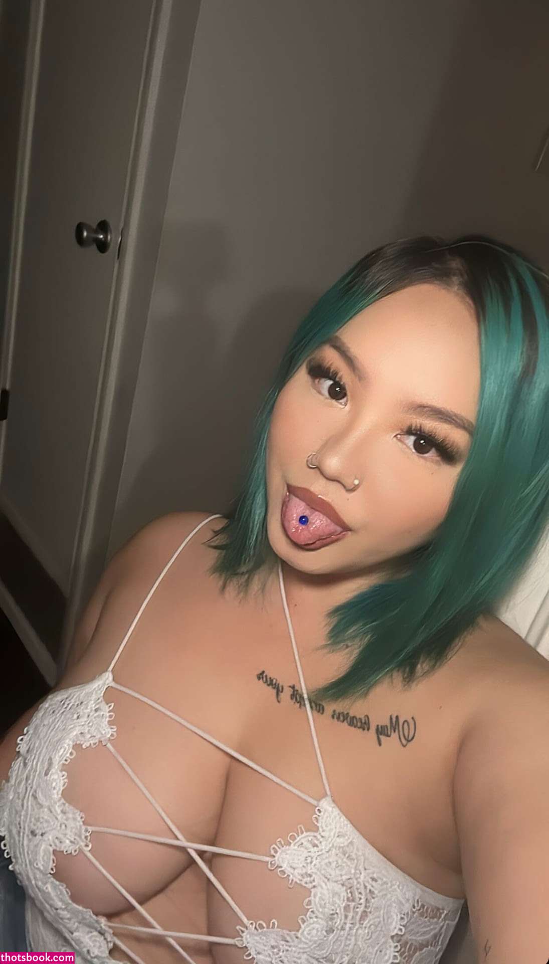 Valentine Thao Photo #49