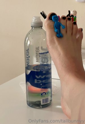 Tallbunnyy Photo #86