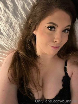 Tallbunnyy Photo #107