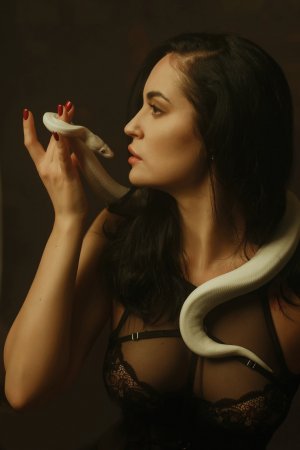 Ayaksnedevv Aisatsana Photo #3