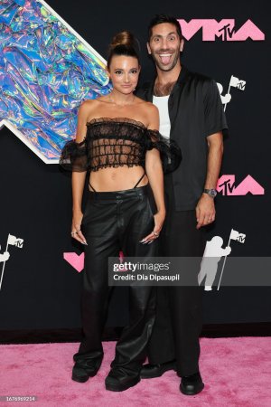 Laura Perlongo Photo #37