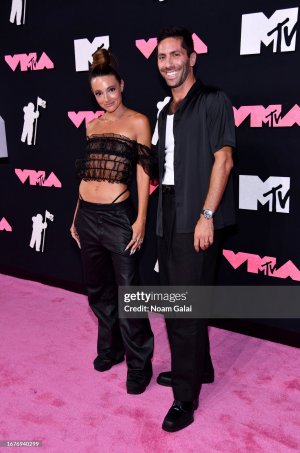 Laura Perlongo Photo #45