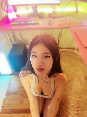 spicylittlebunny Photo #77