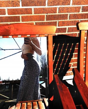 Arielle Burstrom Photo #12