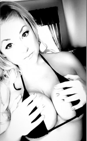 Jordanamanda23 Photo #40