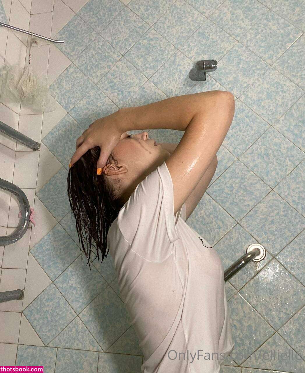 Vulgar Nun Photo #15