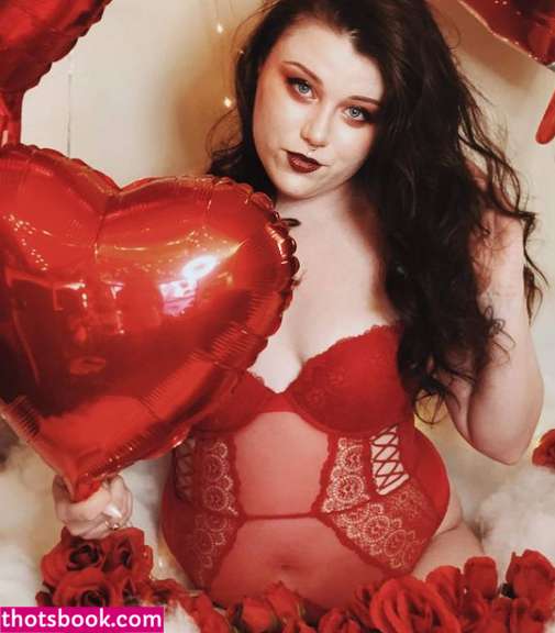 Bogwitchbae Photo #2