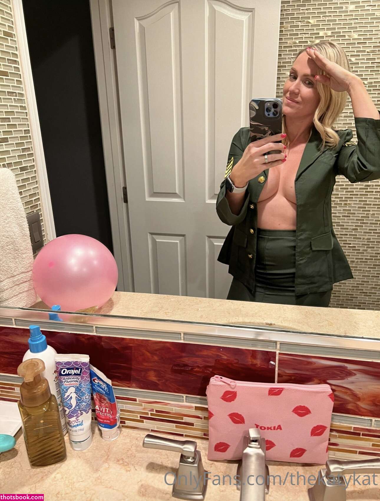 Katy Shelor Photo #19