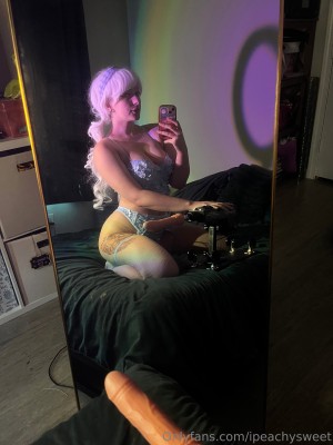 ipeachysweet Photo #48