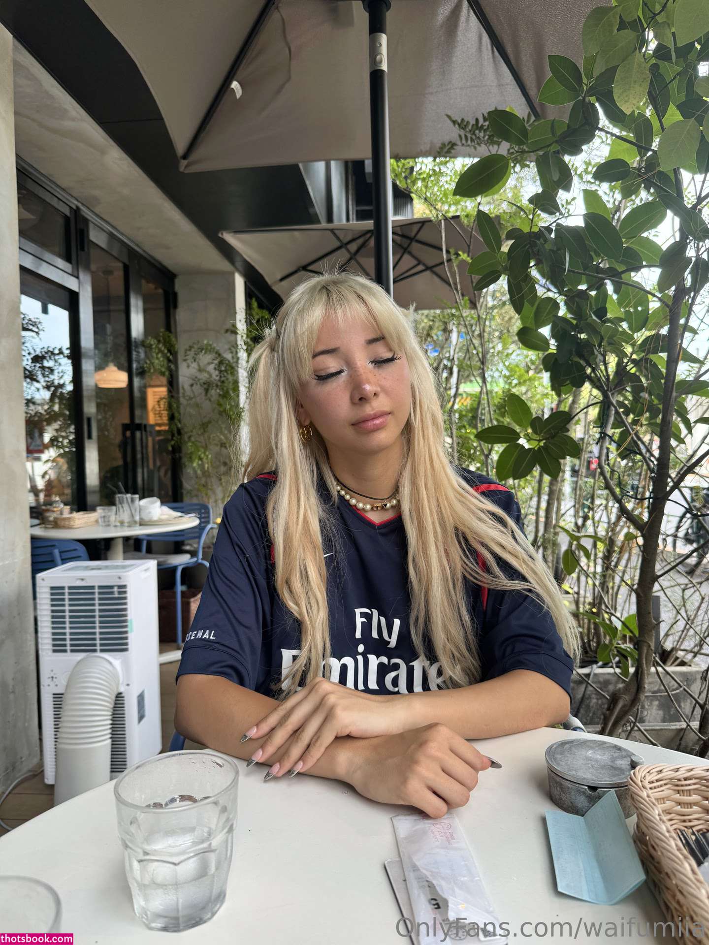 Izzybunnies Photo #945