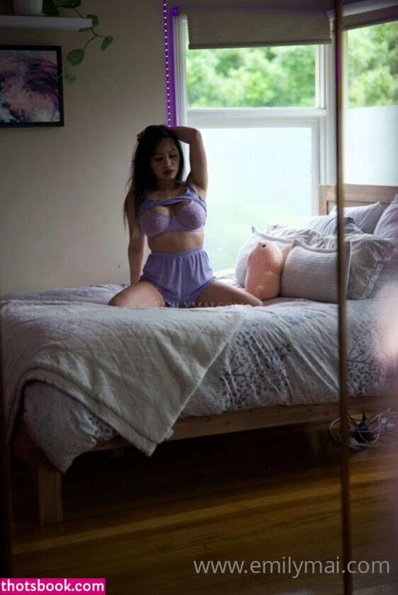 Emily Mai Photo #115