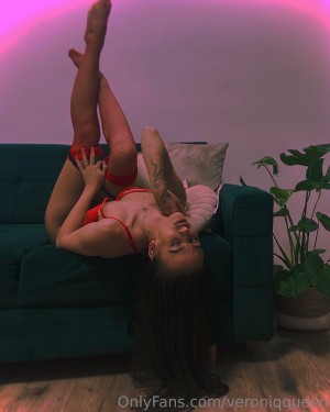 Veroniqqueen Photo #2